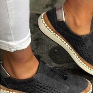 Women's Black Casual Slip-On Shoes